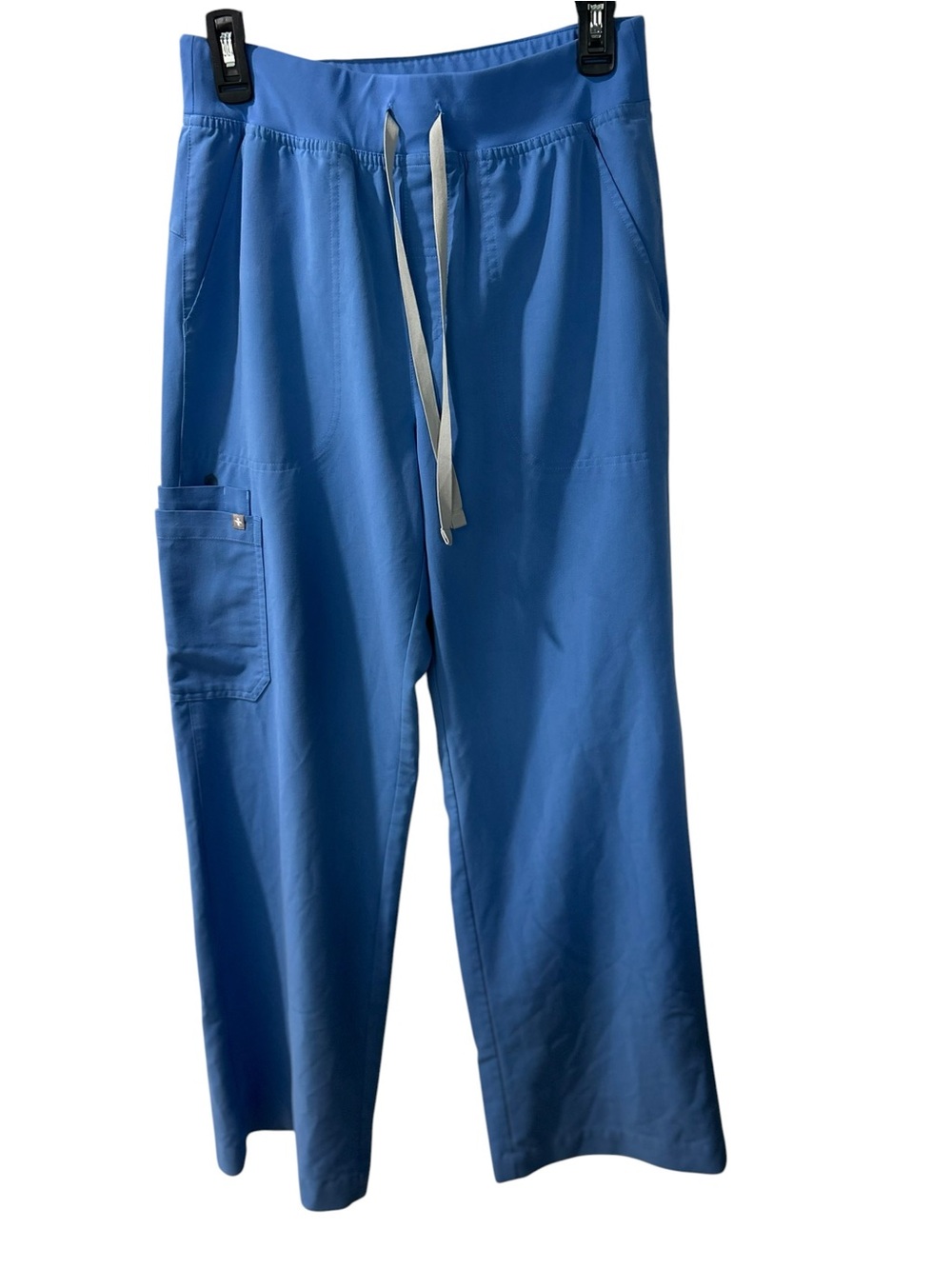 FIGS Straight-Leg Drawstring Scrub Pants in Blue with Contrast Drawcord - Picture 2 of 3